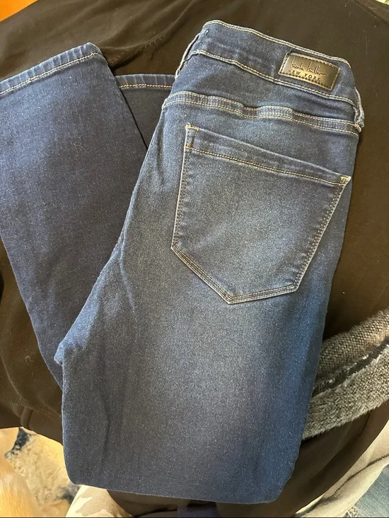 Nicole Miller Dark Blue Skinny Jeans - Picture 6 of 6